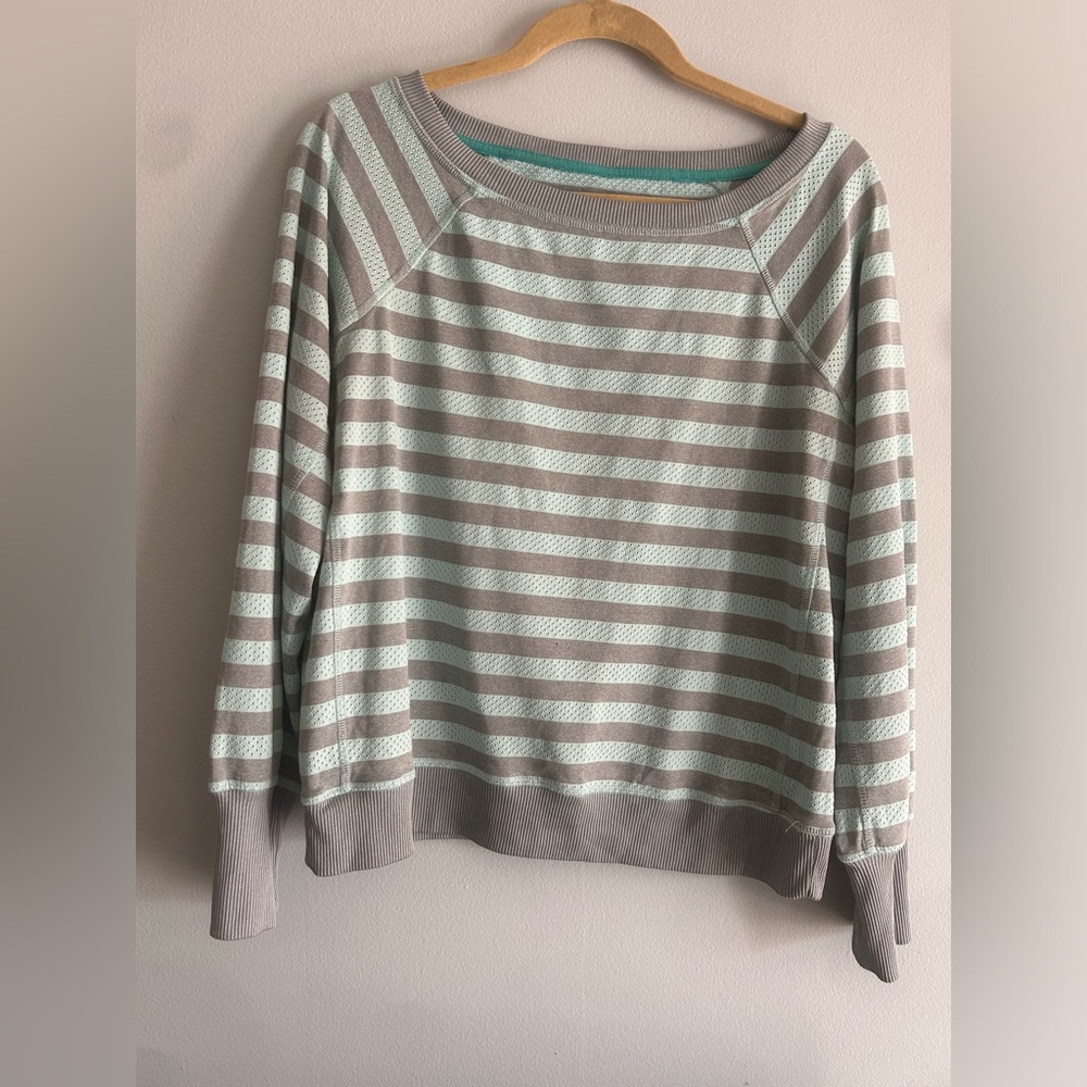 Women’s Long Sleeve Shirt